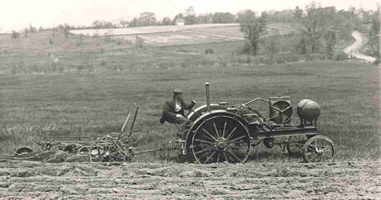 Tractor, historia, maquinaria agrícola