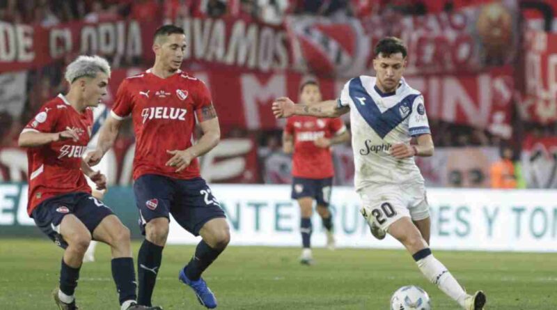 Independiente, Vélez